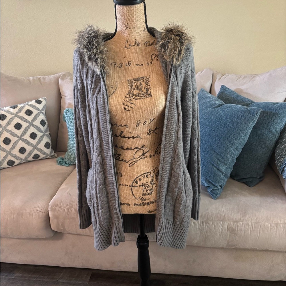 Elegant Gray Cardigan with Faux Fur Trim